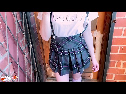 ❤️ Schoolgirl sûget har lul djip en neukt ynstee fan klassen. ❤❌ Fuckfideo by ús fy.megaofertas.top ﹏